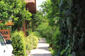 Гостиница Mercan Bungalow  Кемер